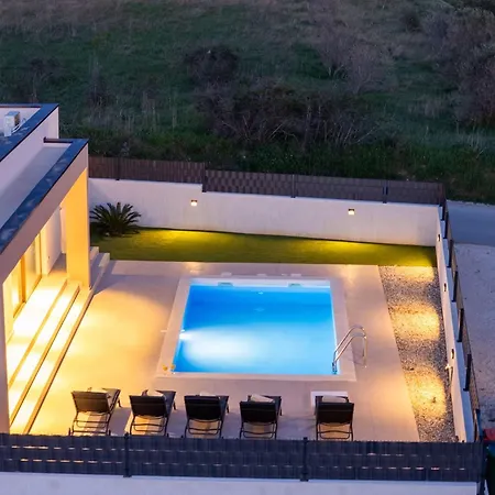 New! Nina With Pool - Ta Leut Agency Prázdninový dům Privlaka (Zadar)